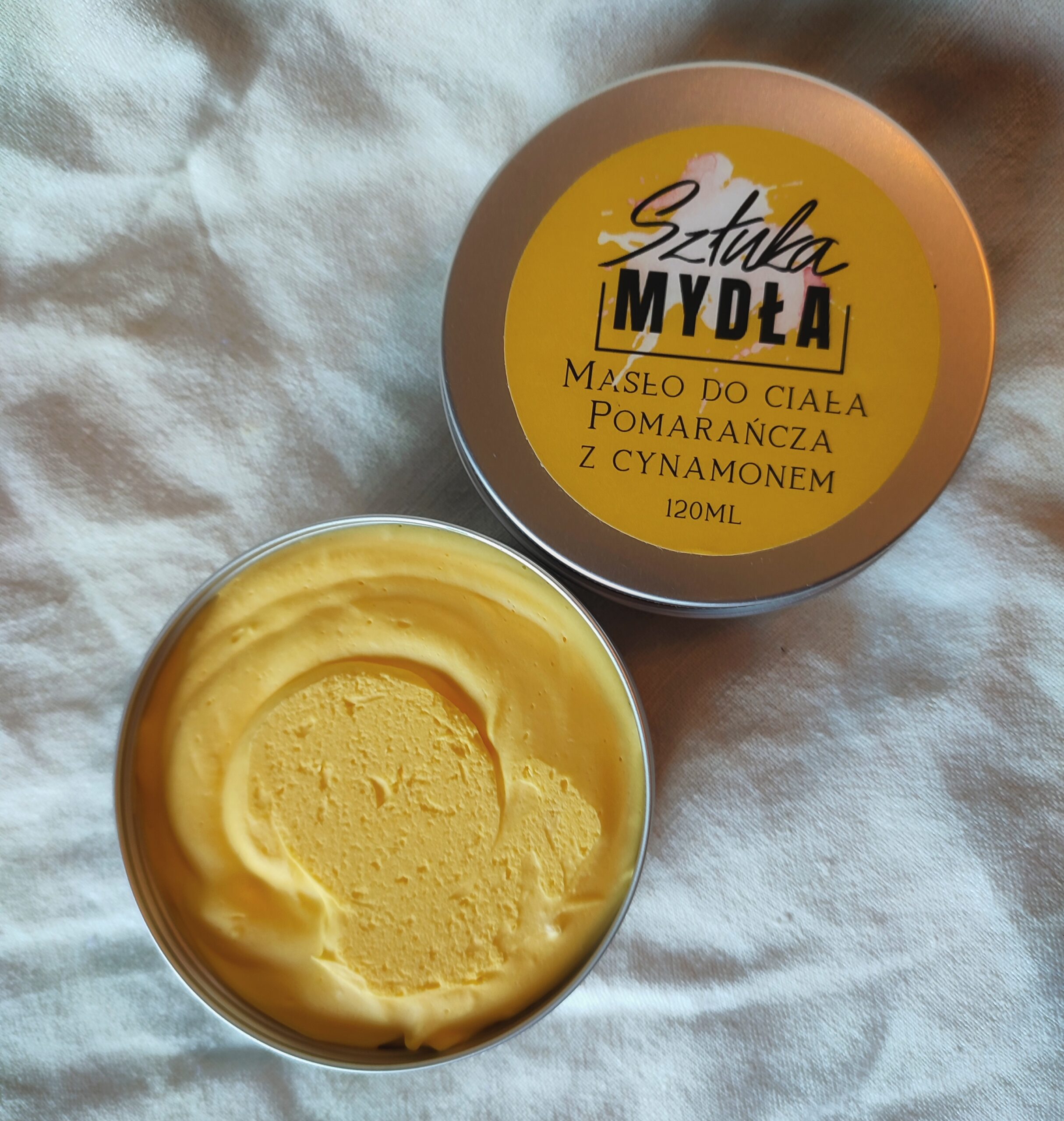 Mus do ciała pomarańcza z cynamonem