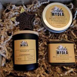 Zestaw Premium „Pomarańcza z Cynamonem” – Świeca Sojowa, Masło do Ciała, Mydło + Gwiazdka